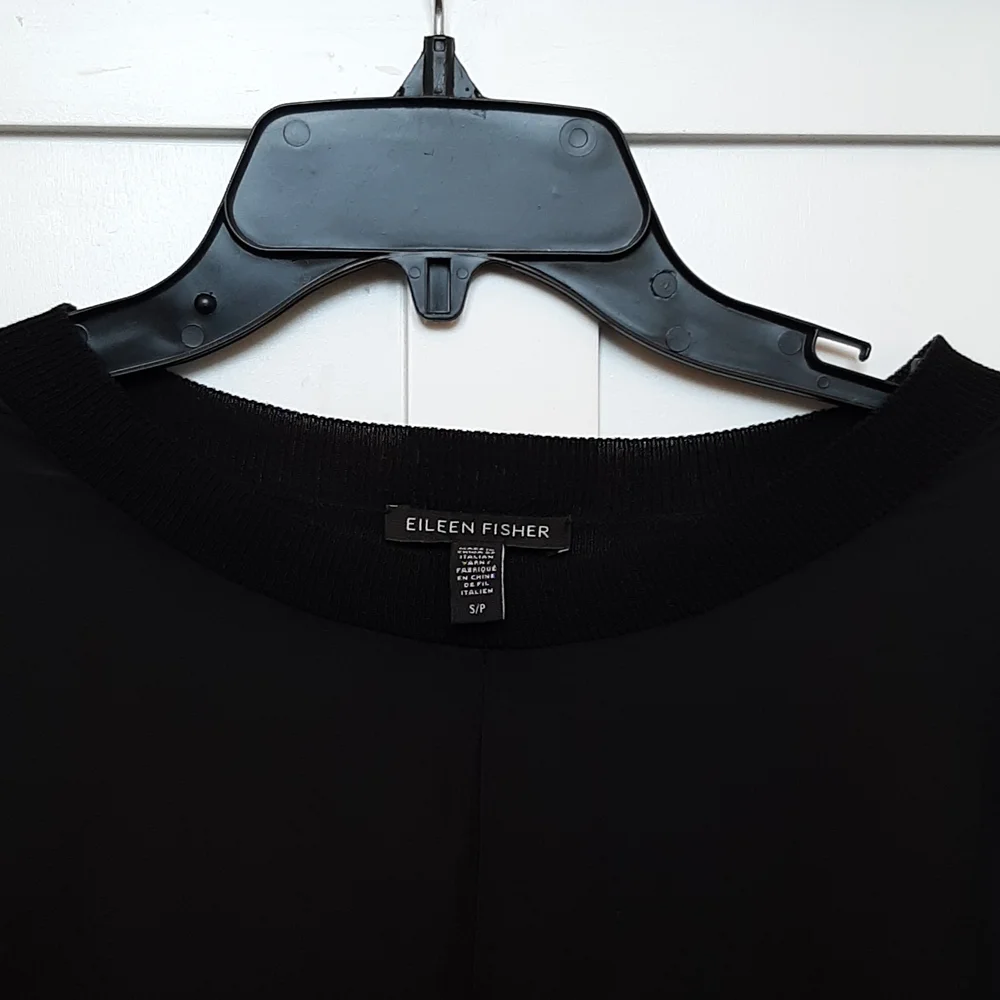 Eileen Fisher silk fabric and knit top - Picture 4 of 6
